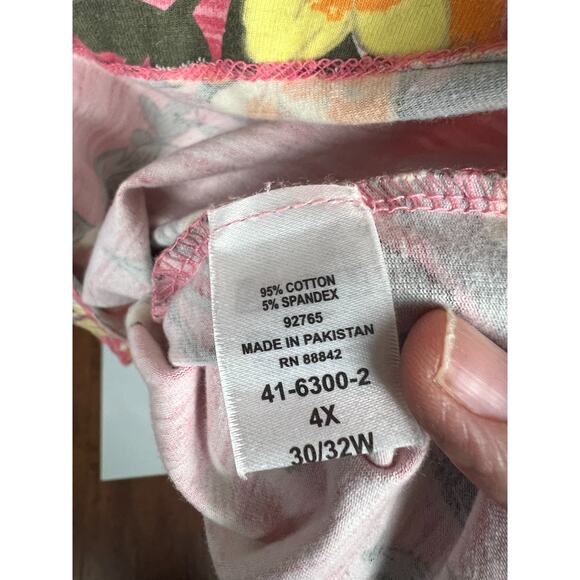 Catherines Tee Top T-Shirt womens Size 4X Suprema Pink Tropical Florals - Picture 3 of 6